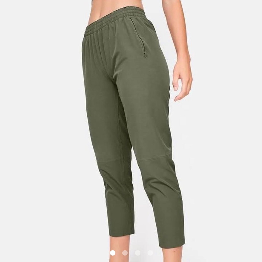 NWOT Outdoor Voices RecTrek - Olive / Small